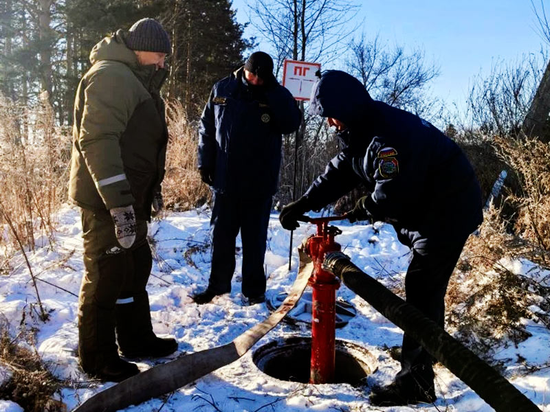 Водитель пожарного автомобиля
